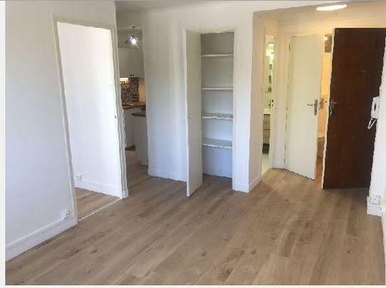 Appartement 2 pièces 35m2 MARSEILLE 8EME 760 euros - Photo 1