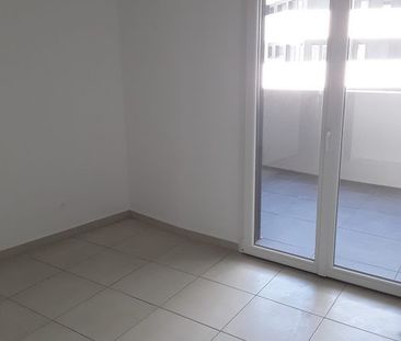 T2 AVEC BALCON ET PARKING EN SOUS SOL - Photo 3