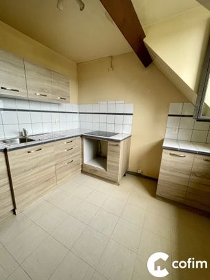 Location Appartement 3 pièces 68m² OLORON STE MARIE 64400 - Photo 1