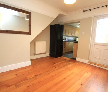 2 Bedroom Mid Terraced House, Chester - Photo 4