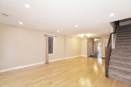 For Lease - 462 Leboutillier Avenue Unit# 7, Overbrook - Castleheights and Area, Ontario - Photo 3