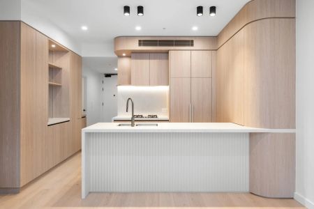 Modern Ground-Floor Luxury Apartment with Additional MPR! - Photo 4