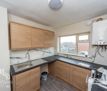 3 bedroom maisonette to rent - Photo 4