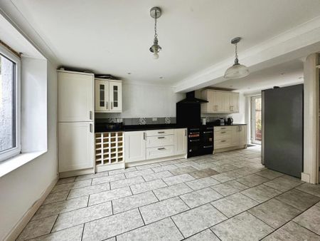 4 bedroom house to rent - Photo 5