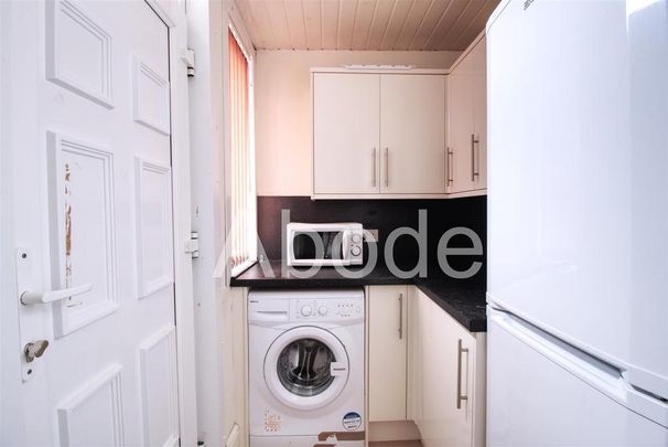 5 bedroom house to rent - Photo 1