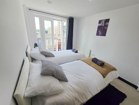 2 Bed Flat, Fusion 7, M5 - Photo 3