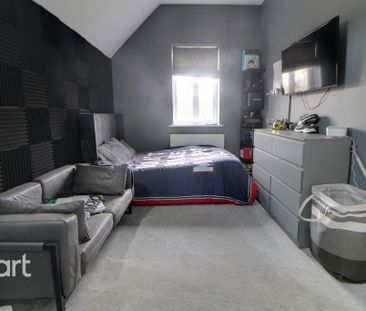 4 bedroom detached house to rent - Photo 6