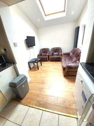 Moseley Road, Manchester, M14 6PB - Photo 1