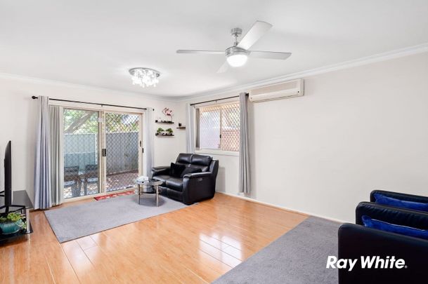 Private & Convenient Residence - Photo 1