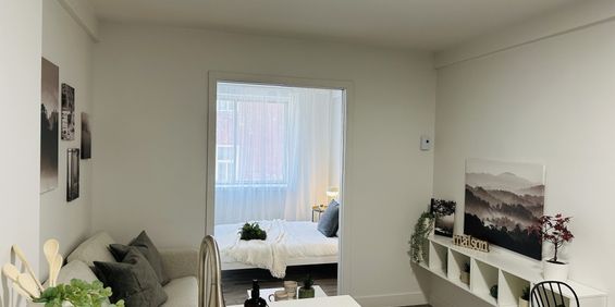 Studio - Ontario - Photo 3