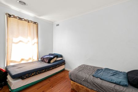 Functional Family Home - Photo 3