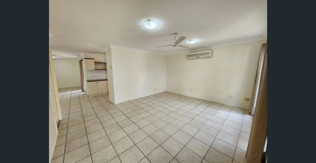 Charming Family Home in the Heart of Kirwan - Photo 1