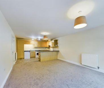 2 bedroom flat to rent - Photo 1