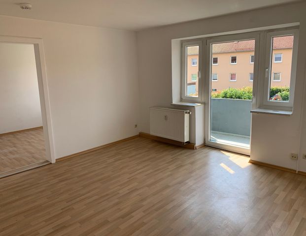 Mietwohnung in Schwandorf - Einzug vor Weihnachten möglich - 4 Zimmer - Photo 1