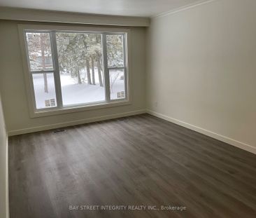For Lease - 43 Fairglen Avenue, Toronto, Ontario - Photo 4