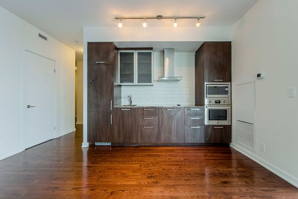 For Lease - 12 York Street Unit# 2604, Toronto, Ontario - Photo 1