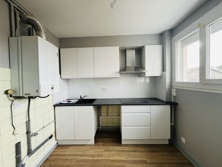 Appart. Type 4 de 66 m2 SAINT ANNE - Photo 5