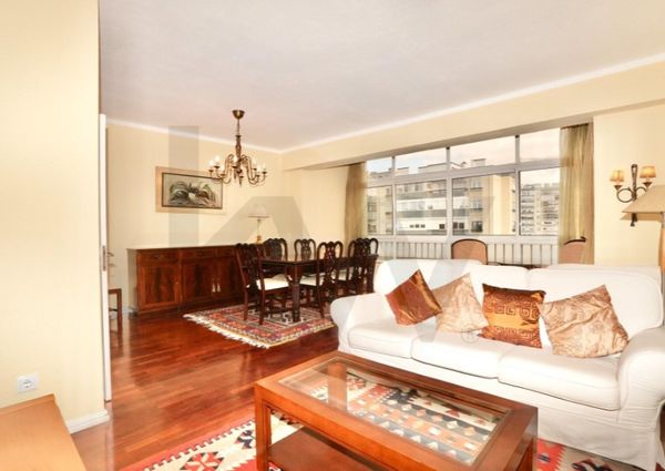 Apartamento T3 em Lisboa