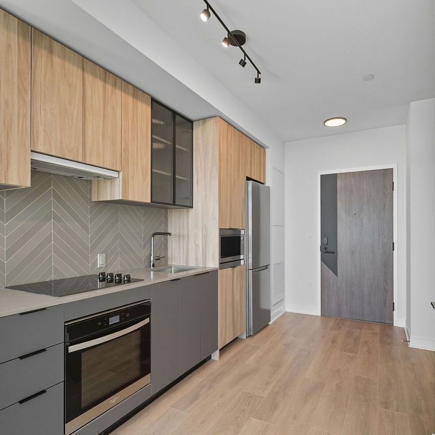 For Lease - 1037 The Queensway N/A Unit# 540, Toronto, Ontario - Photo 1