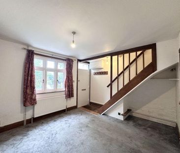 2 bedroom terraced house to rent - Photo 4