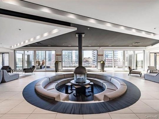 195 Rue Peel - Photo 1