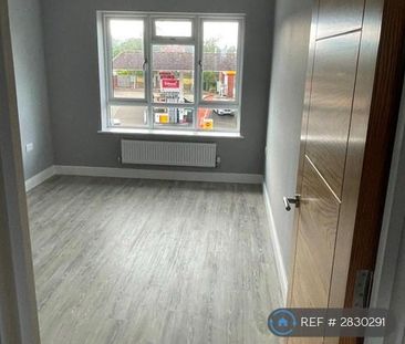 3 bedroom flat to rent - Photo 5