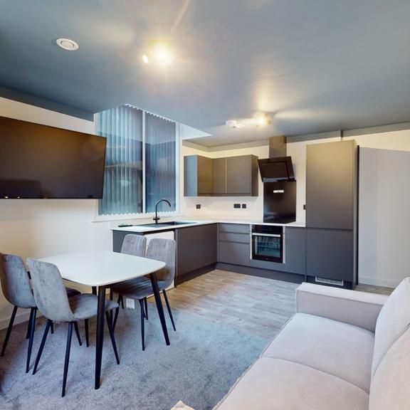 4 bedroom terraced house to rent - Photo 1