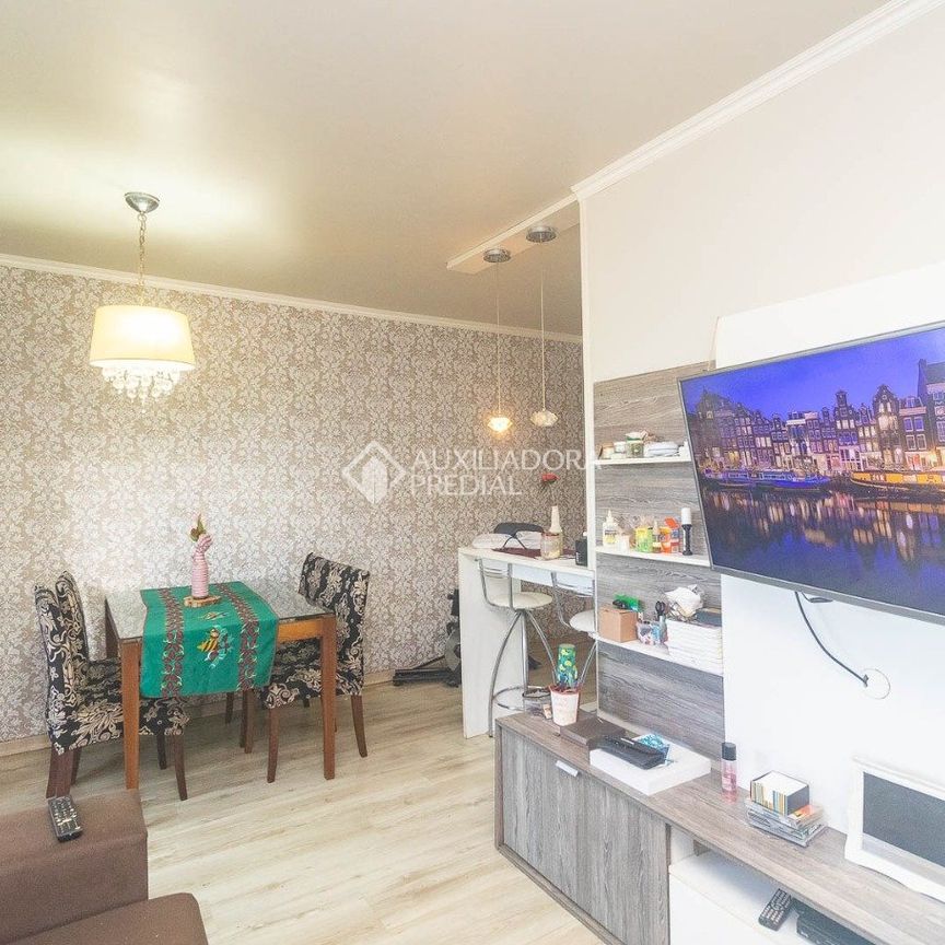 Apartamento com 2 quartos e 64m² para alugar em Humaitá, Porto Alegre. - Photo 1