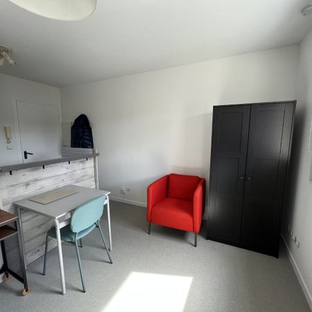 Location Appartement 1 pièce 19m² ARRAS 62000 - Photo 4