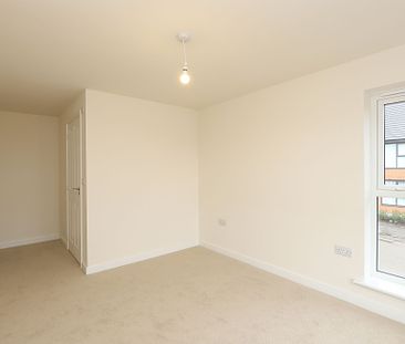 3 bedroom Detached House to rent - Photo 4