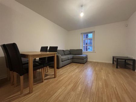 2 bedroom apartment to rent - Photo 3