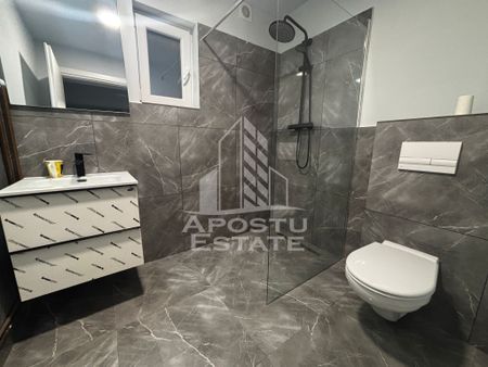 Apartament la casa cu 2 camere, curte proprie, Ghiroda - Fotografie 2