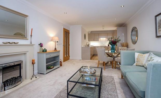 2 bedroom flat to rent - Photo 1