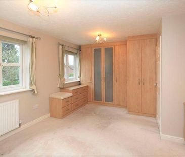 4 bedroom detached house to rent - Photo 6