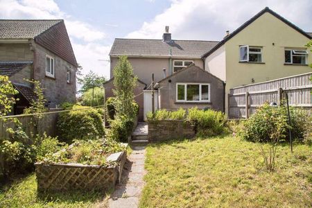 3 bedroom semi-detached house to rent - Photo 3