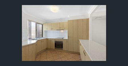 3-Bed Townhouse in Quiet, Central Nerang Location - Photo 2