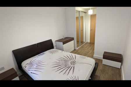 1 Bed Flat, Vancouver House, SE16 - Photo 5