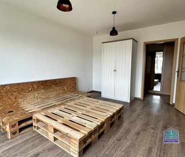 Pronájem bytu 2+1 63 m2 - Fotografie 3