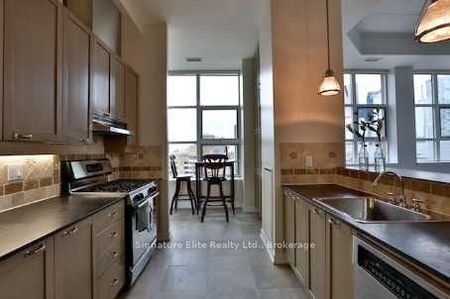 Merchandise Lofts , #1001 - Photo 2