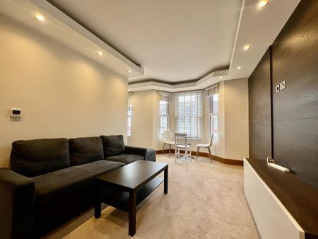 2 bedroom apartment to rent - Photo 2