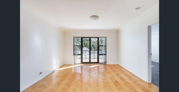 Renovated home with peaceful rooftop views - Photo 1