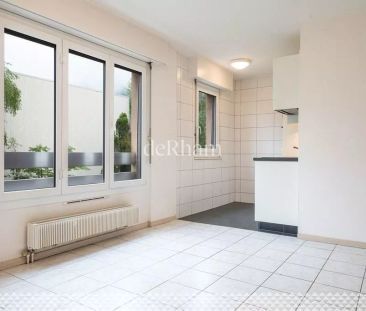 Studio au 3ème étage - Photo 1