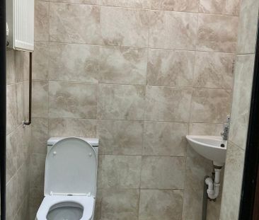 2 bedroom house share to rent - Photo 3