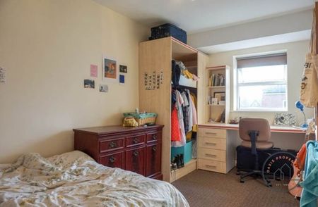Flat 19 Headingley Rise, Leeds, LS6 1EE - Photo 2