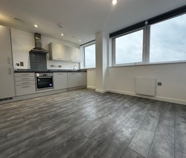 2 bedroom flat to rent - Photo 4