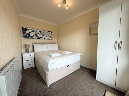 2 bedroom apartment to rent - Photo 3