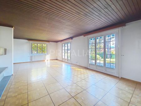 Charming detached house in the heart of Confignon - Photo 2