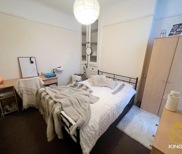 4 bedroom terraced house to rent - Photo 3