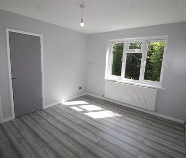 New Road, High Wycombe - Photo 3