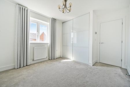 3 bedroom detached house to rent - Photo 5